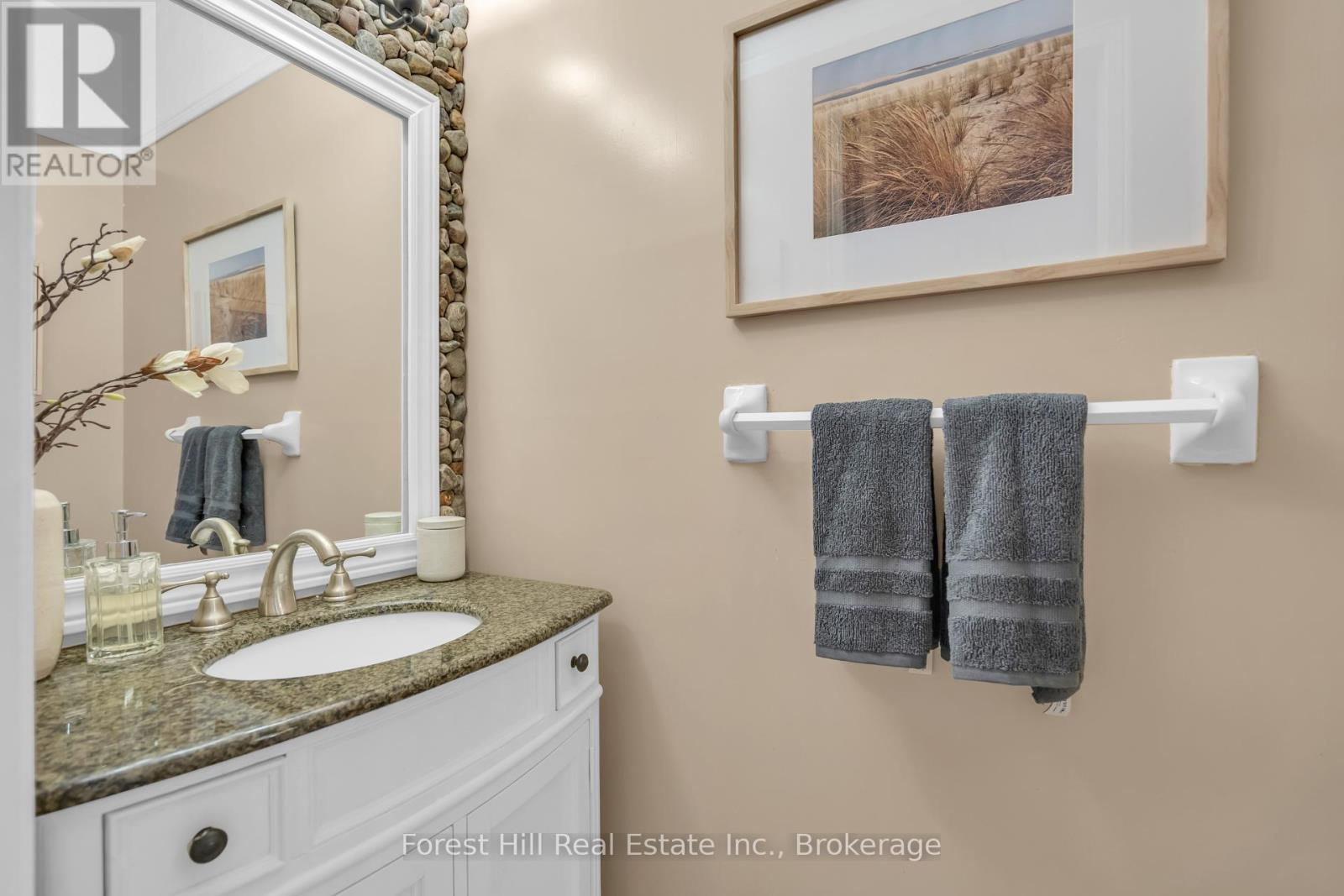 17 Gilchrist Court, Whitby, Ontario  L1R 2P3 - Photo 24 - E12446117