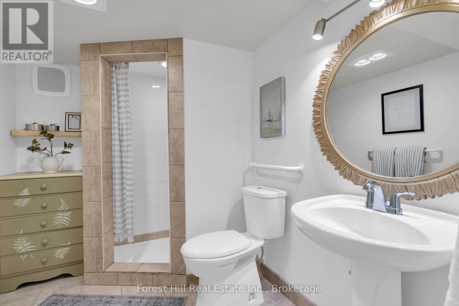 17 Gilchrist Court, Whitby, Ontario  L1R 2P3 - Photo 37 - E12446117