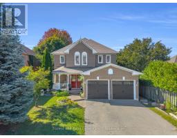 17 GILCHRIST COURT, whitby (williamsburg), Ontario
