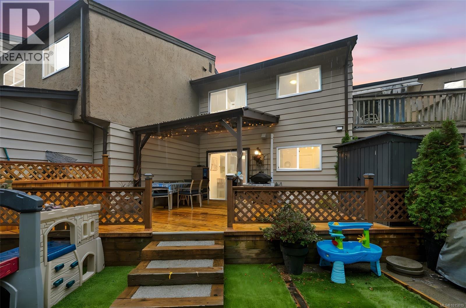 113 2860 Sooke Lake Rd, Langford, British Columbia