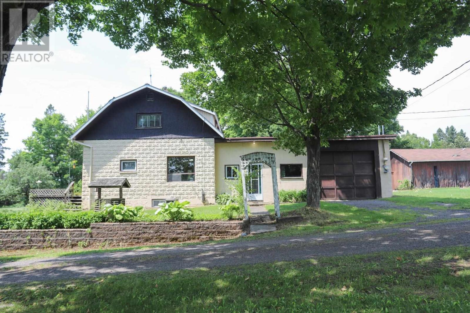 2704 A Line Rd, Richards Landing, Ontario  P0R 1J0 - Photo 1 - SM251964