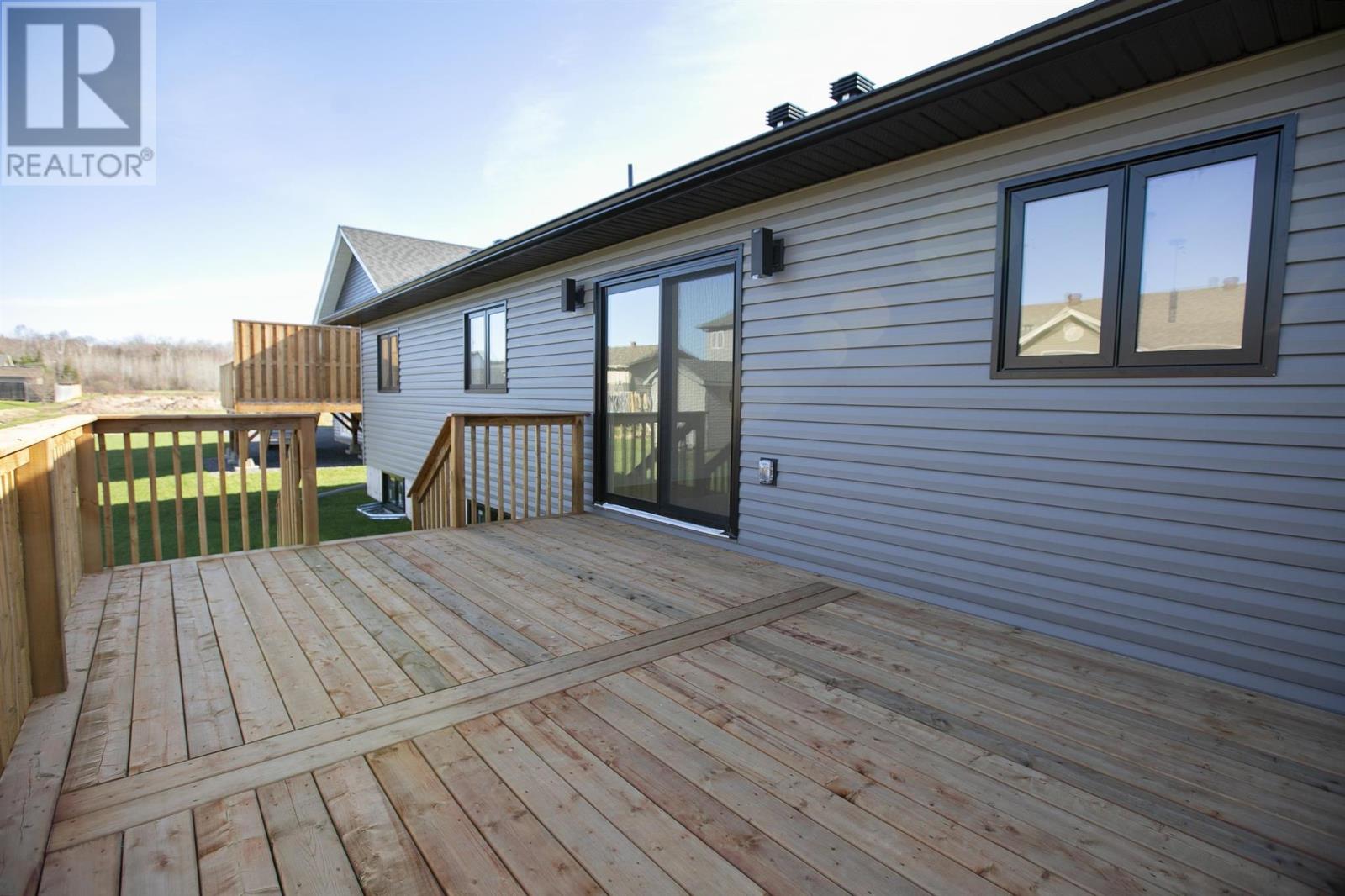 28 Noah Dr, Sault Ste. Marie, Ontario  P6C 6E6 - Photo 7 - SM252639
