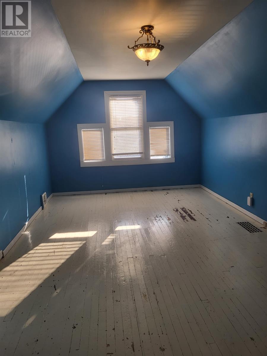 319 Norah St S, Thunder Bay, Ontario  P7E 1N8 - Photo 14 - TB253041