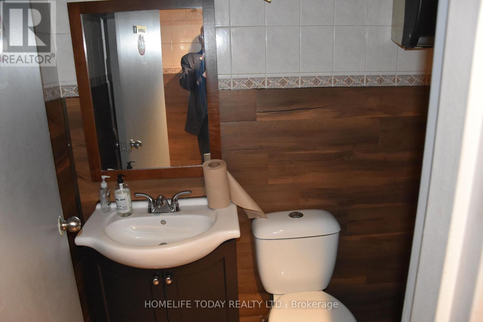 1249 Ellesmere Road, Toronto (Bendale), Ontario  M1P 2X4 - Photo 31 - E12441208