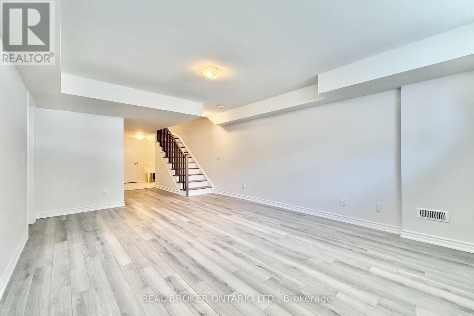 17 Freeman Williams Street, Markham, Ontario  L6C 3M7 - Photo 38 - N12441523