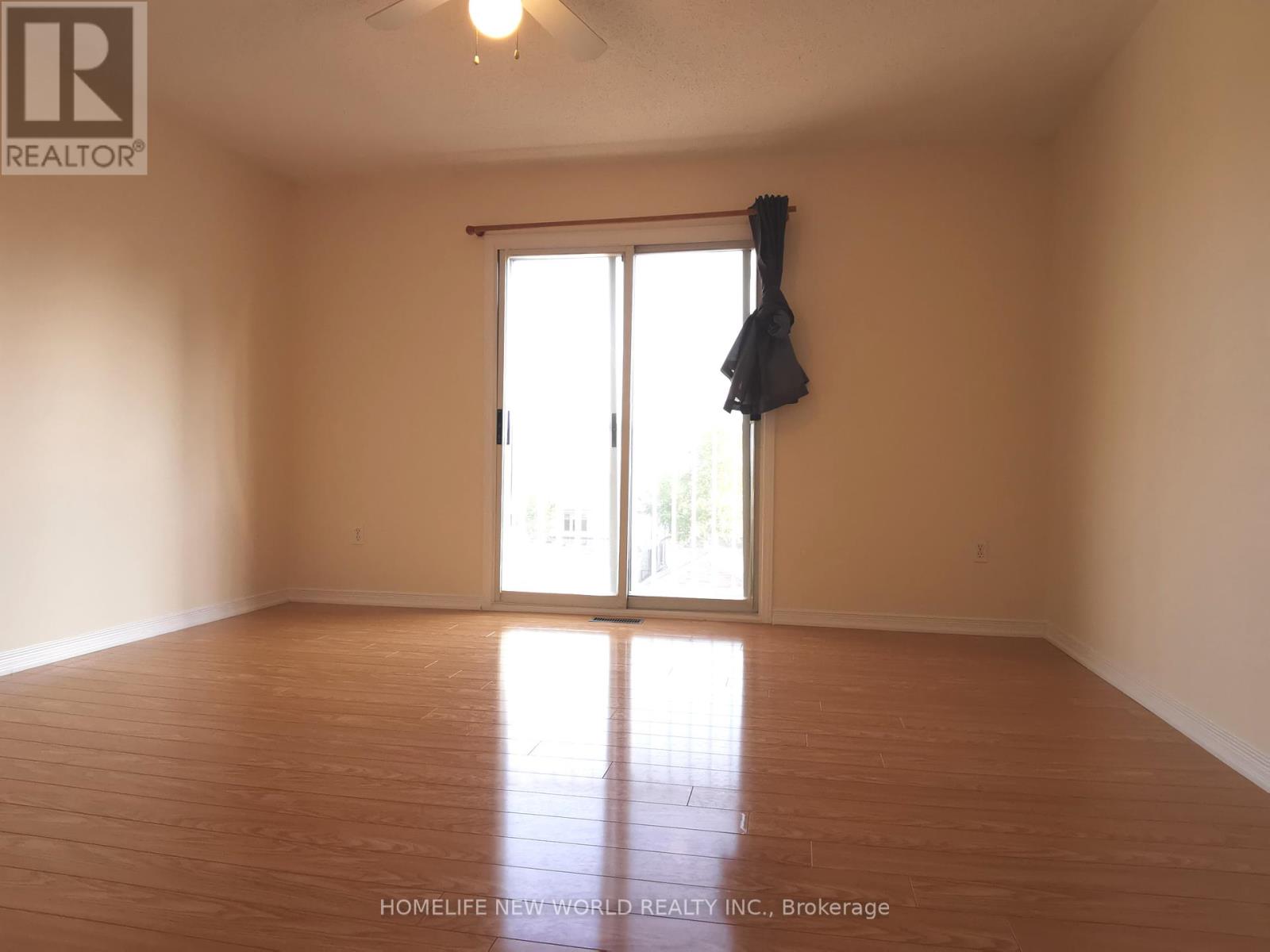 99 Selkirk Drive, Richmond Hill, Ontario  L4B 4S4 - Photo 13 - N12414159