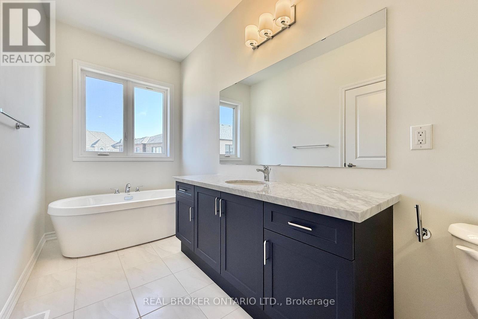 17 Freeman Williams Street, Markham, Ontario  L6C 3M7 - Photo 22 - N12441523