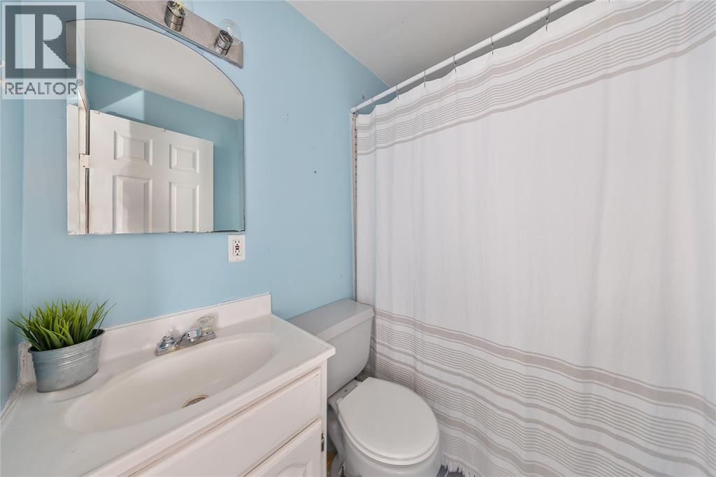 1224 Brigden Road, Sombra, Ontario  N0P 2H0 - Photo 14 - 25025313