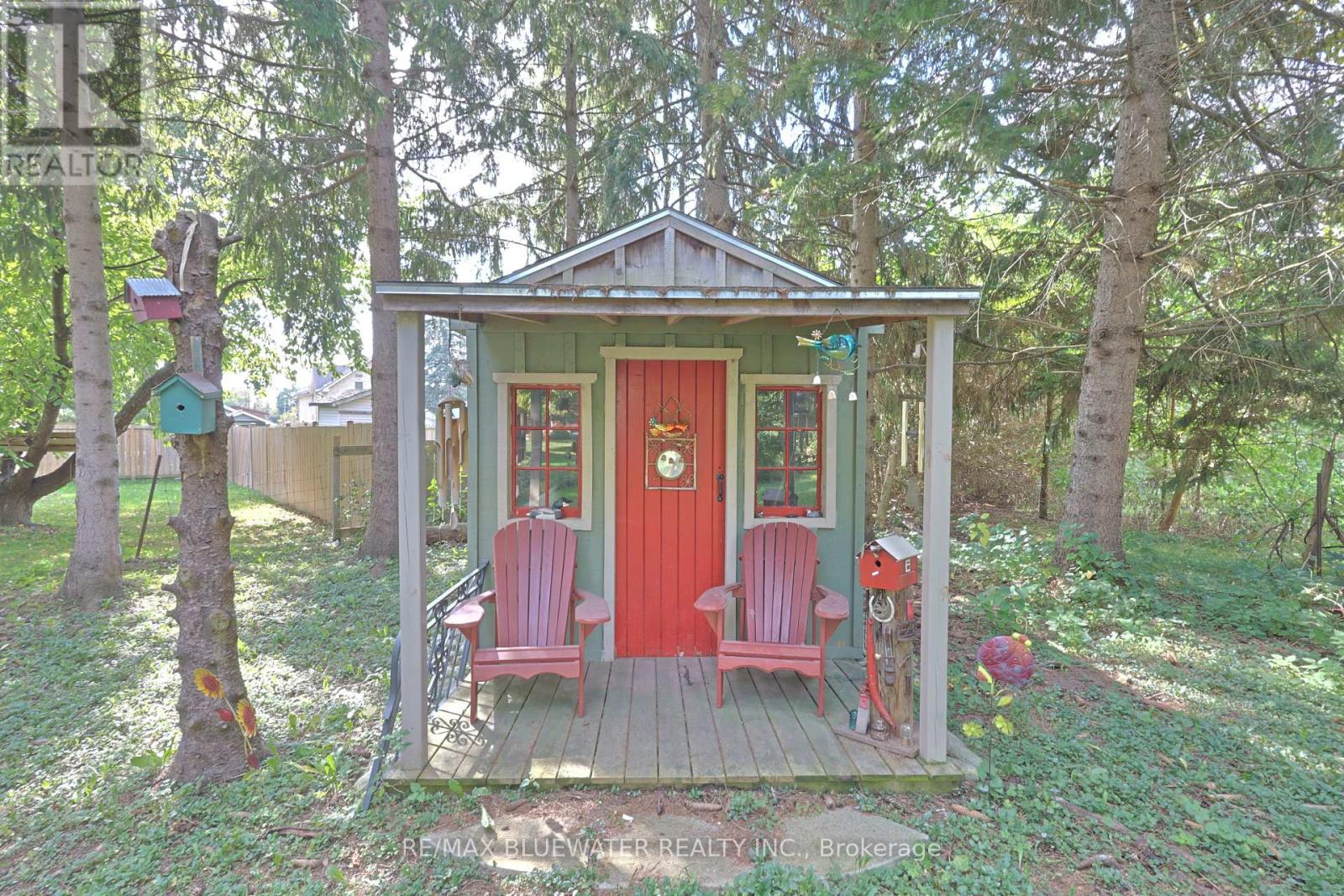 197 Broad Street, North Middlesex (Parkhill), Ontario  N0M 2K0 - Photo 42 - X12446136