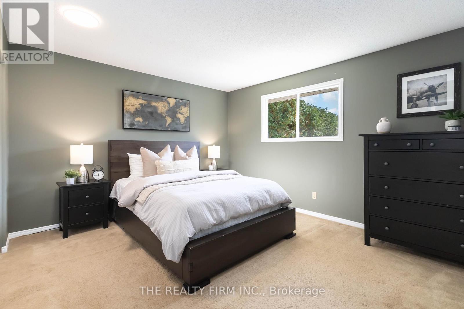 1060 Guildwood Boulevard, London North, Ontario  N6H 4G5 - Photo 20 - X12446137