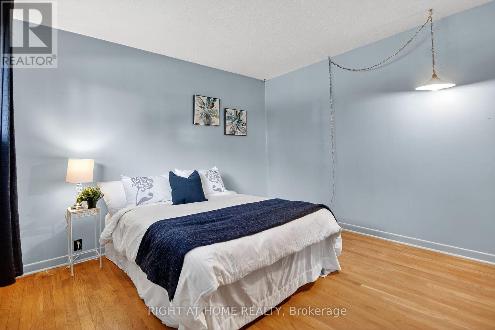 6 Higwood Drive, Ottawa, Ontario  K2E 5K7 - Photo 17 - X12446129