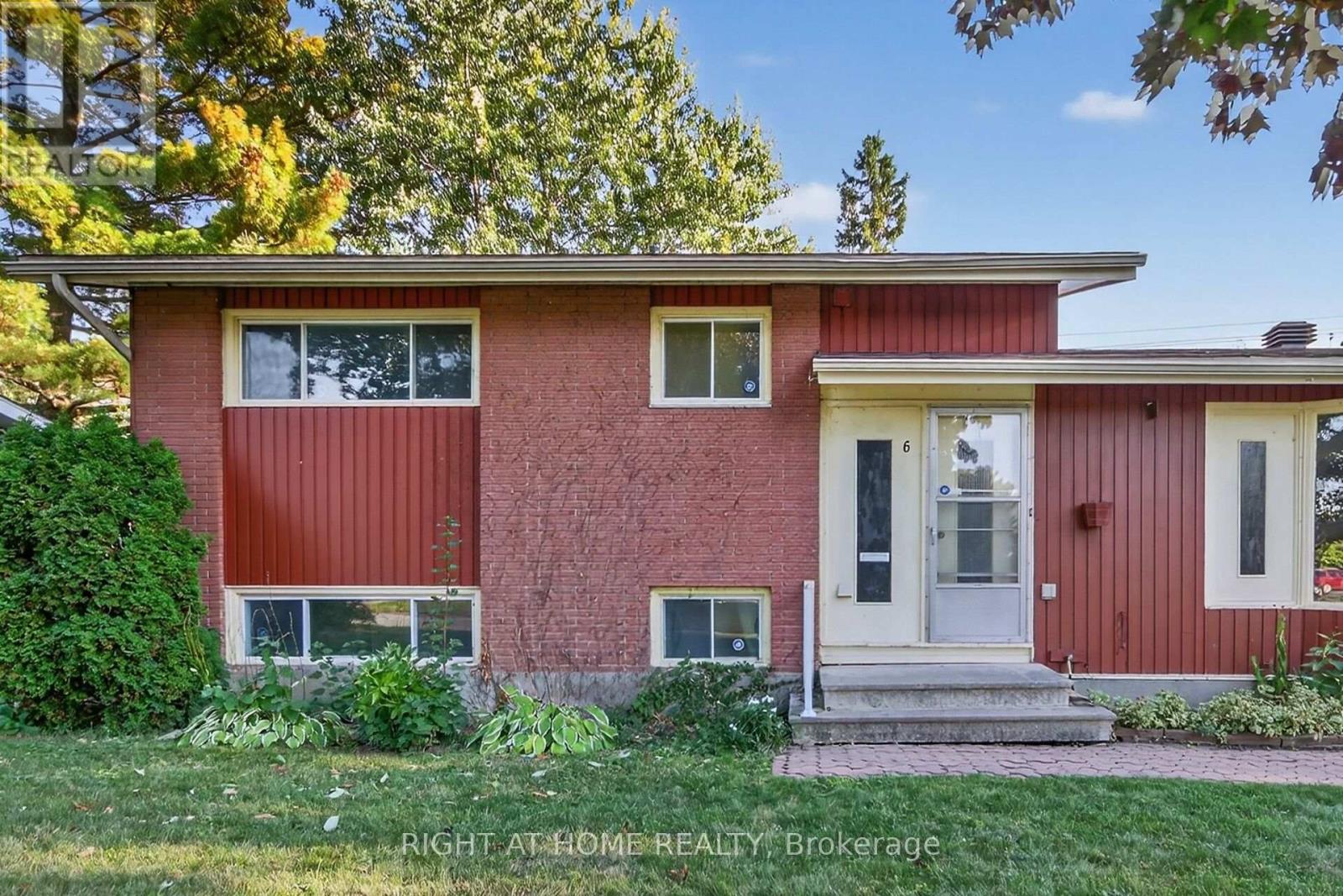 6 Higwood Drive, Ottawa, Ontario  K2E 5K7 - Photo 2 - X12446129
