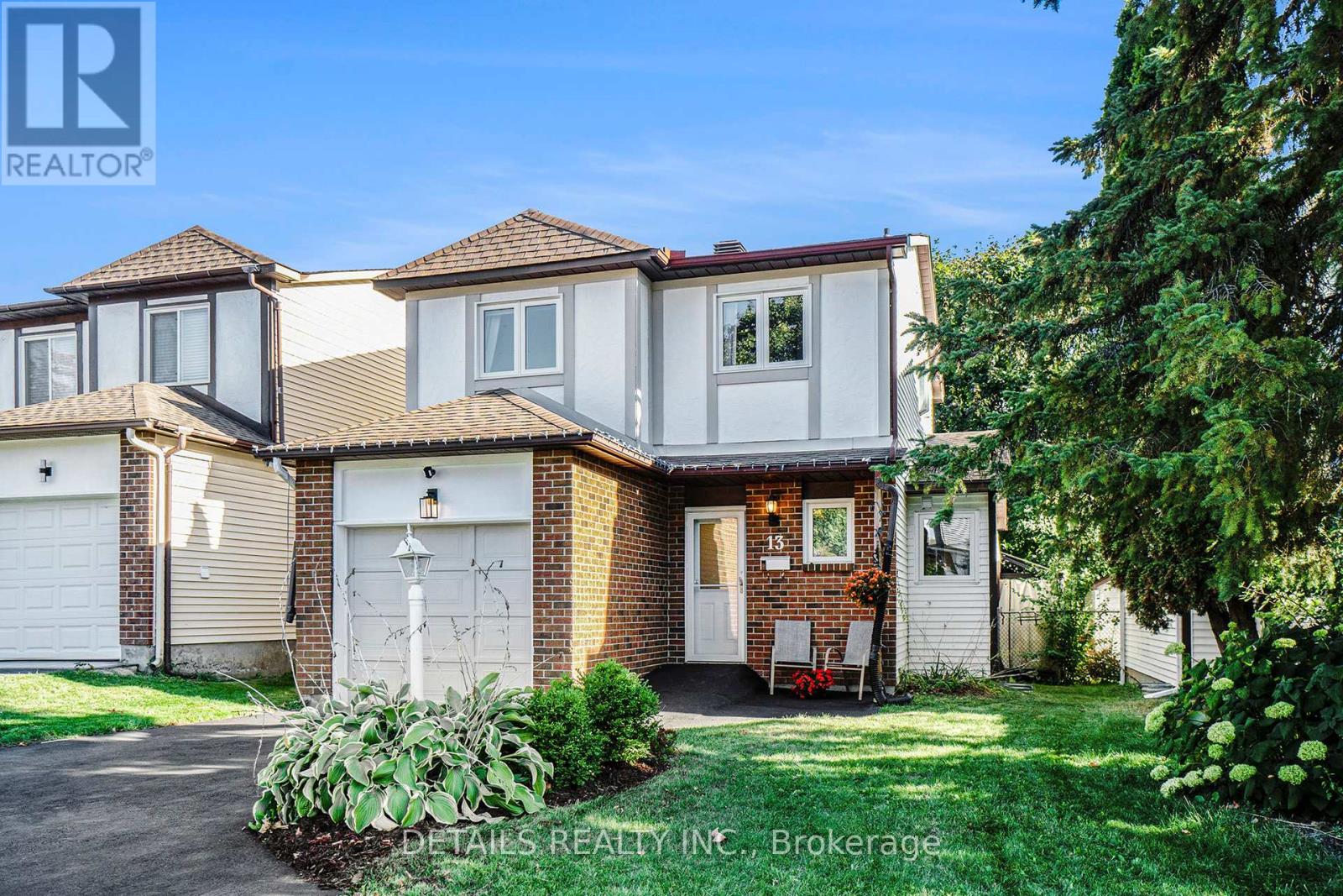 13 WILLOWVIEW WAY, Ottawa, Ontario
