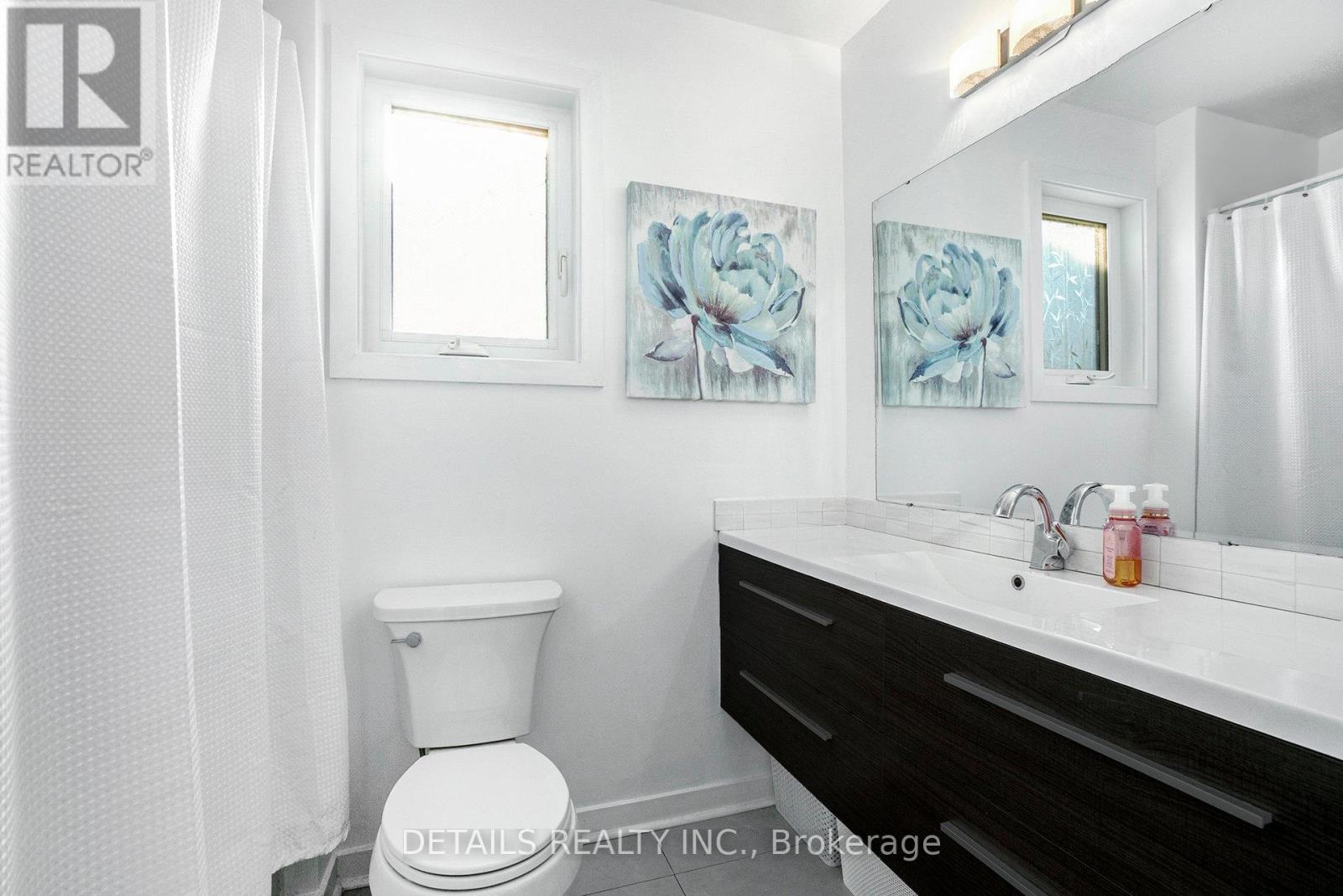 13 Willowview Way, Ottawa, Ontario  K2J 2P7 - Photo 11 - X12446133