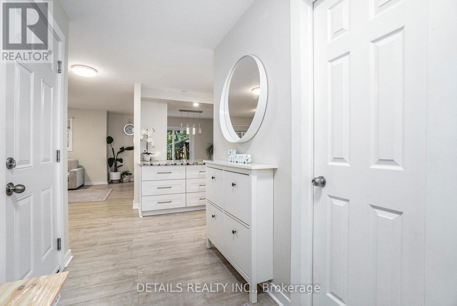 13 Willowview Way, Ottawa, Ontario  K2J 2P7 - Photo 2 - X12446133