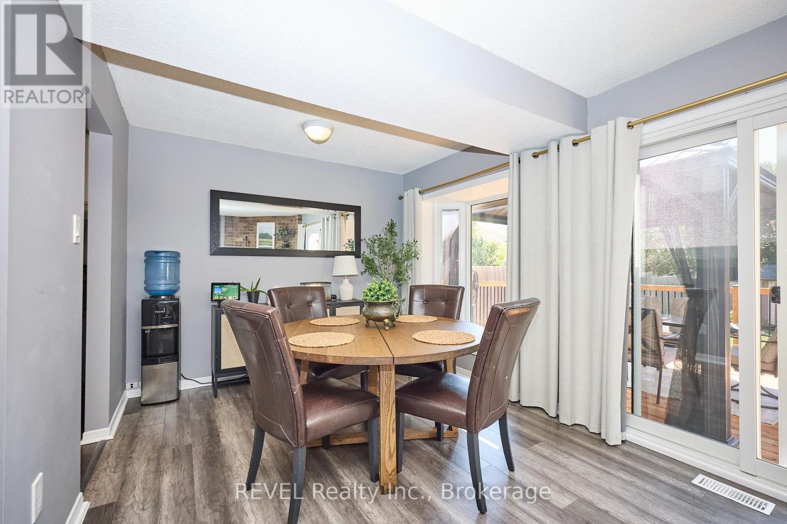35 Romy Crescent, Thorold, Ontario  L2V 4L1 - Photo 10 - X12446127