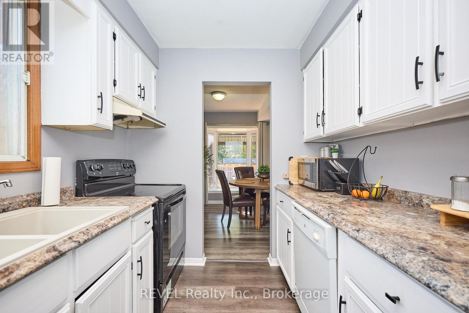 35 Romy Crescent, Thorold, Ontario  L2V 4L1 - Photo 15 - X12446127