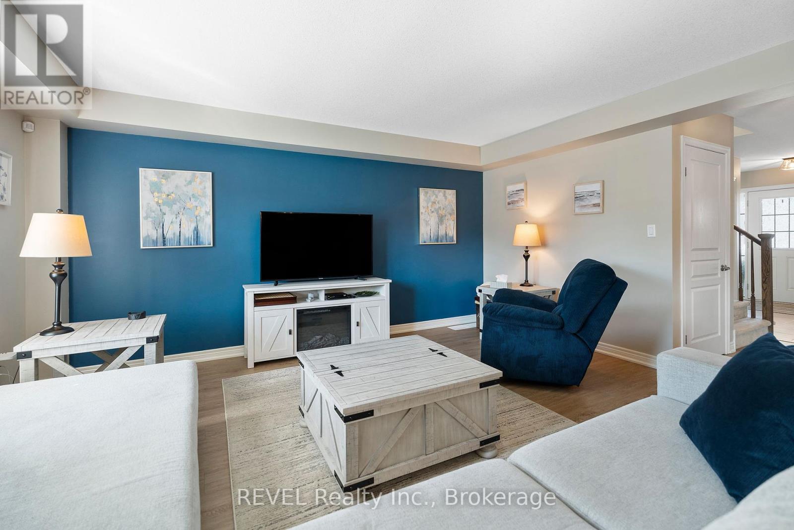 477 Silverwood Avenue, Welland, Ontario  L3C 0C6 - Photo 12 - X12446130