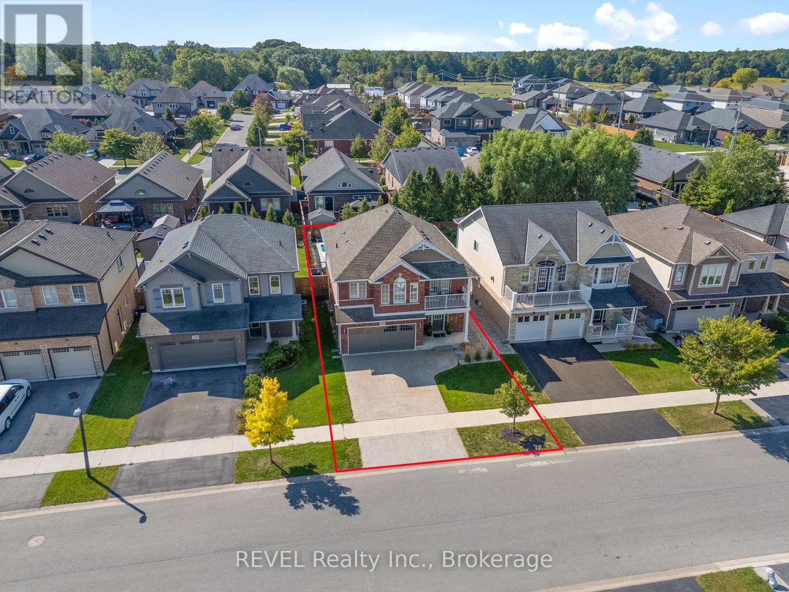477 Silverwood Avenue, Welland, Ontario  L3C 0C6 - Photo 50 - X12446130