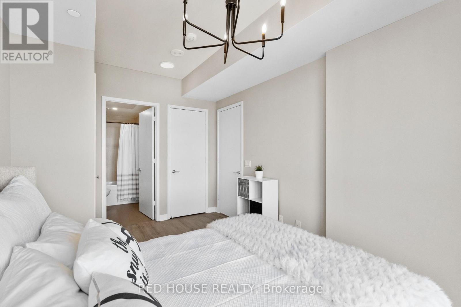 1705 - 10 Deerlick Court, Toronto, Ontario  M3A 0A7 - Photo 18 - C12446110