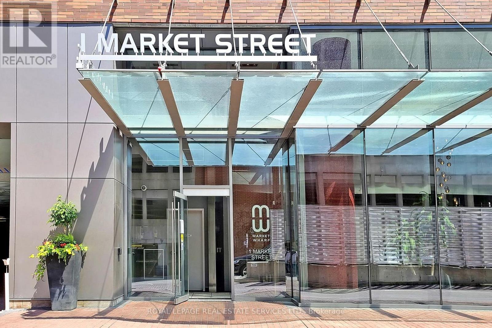 1209 - 1 Market Street, Toronto, Ontario  M5E 0A2 - Photo 2 - C12446114