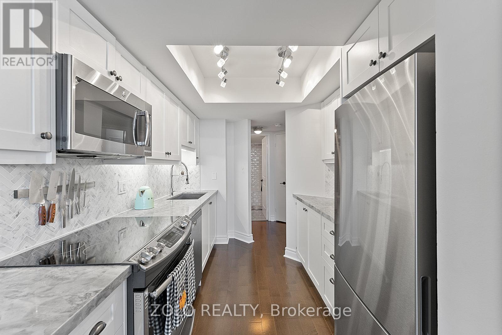 1701 - 30 Holly Street, Toronto, Ontario  M4S 3C2 - Photo 20 - C12446125