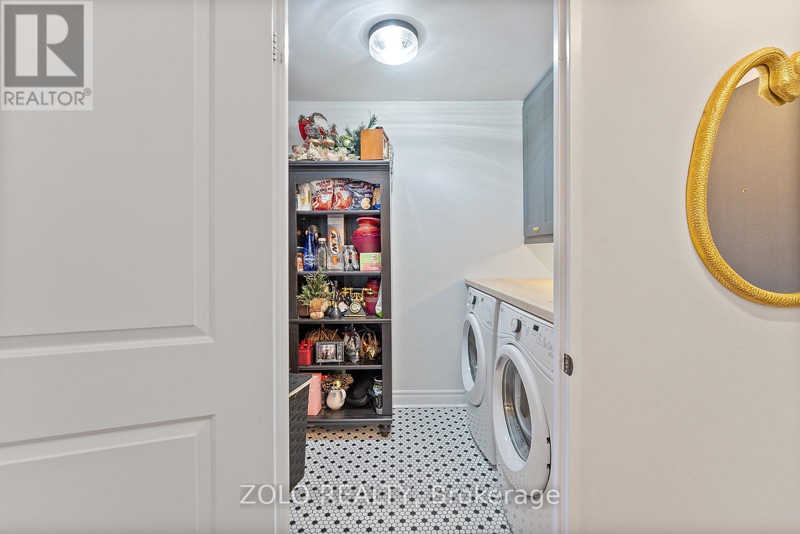 1701 - 30 Holly Street, Toronto, Ontario  M4S 3C2 - Photo 35 - C12446125
