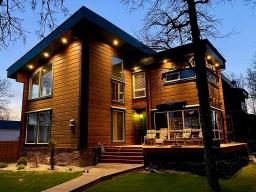 Property: 5 PARK Crescent, Petersfield, Manitoba