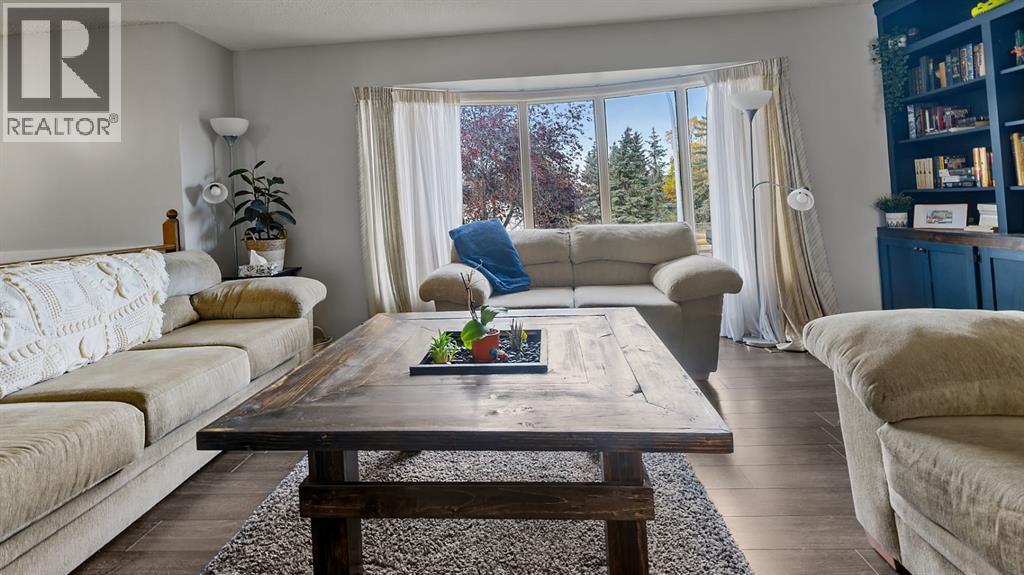 6107 36 Avenue, Camrose, Alberta  T4V 4A7 - Photo 4 - A2262430