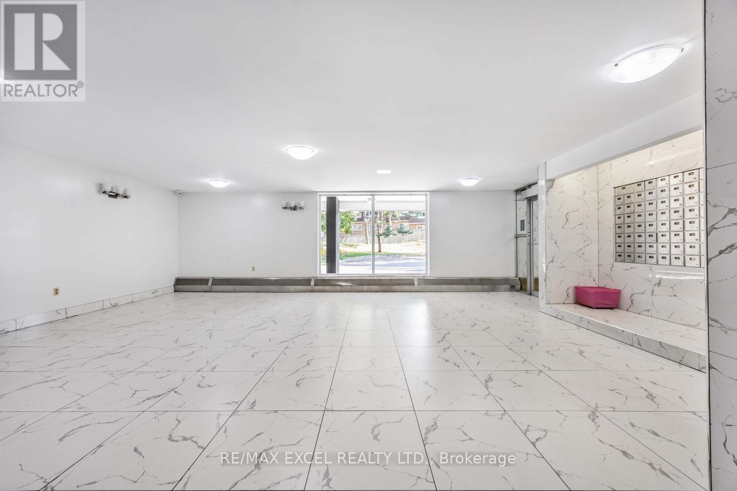 817 - 100 Dundalk Drive, Toronto (Dorset Park), Ontario  M1P 4V2 - Photo 2 - E12446103