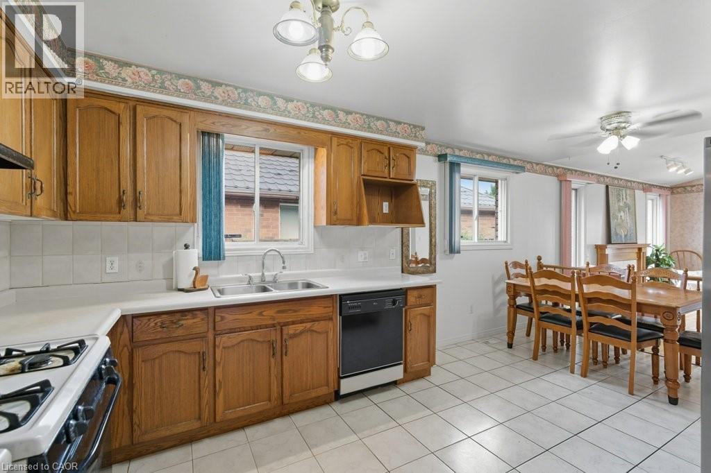 116 Nugent Drive, Hamilton, Ontario  L8H 2M8 - Photo 10 - 40768356