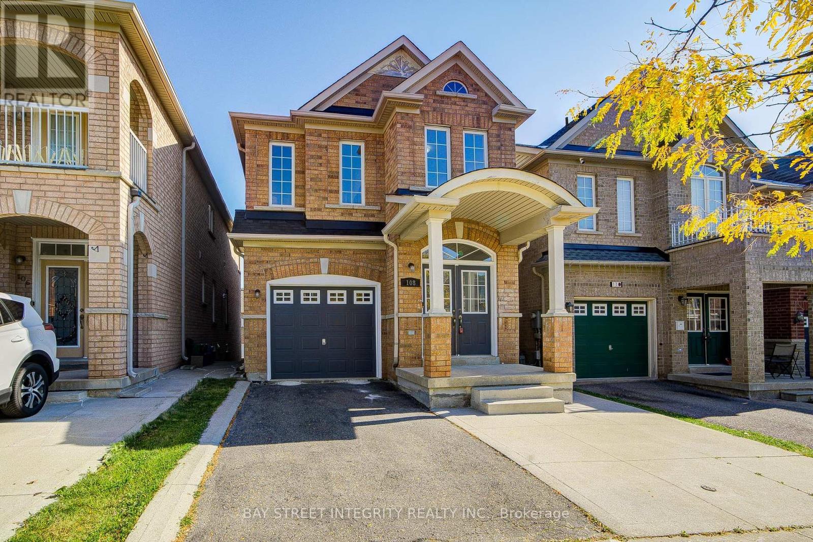 108 CATALPA CRESCENT, Vaughan, Ontario