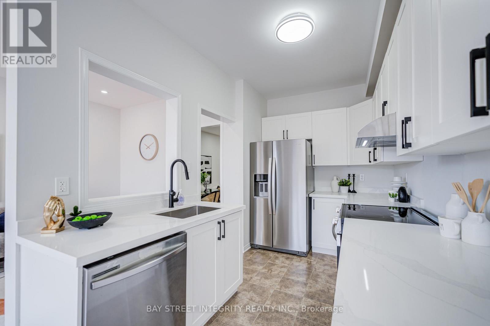 108 Catalpa Crescent, Vaughan, Ontario  L6A 0R5 - Photo 13 - N12446109