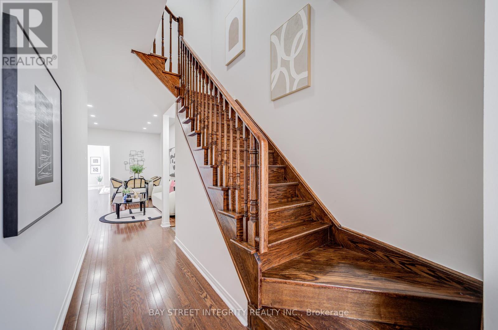 108 Catalpa Crescent, Vaughan, Ontario  L6A 0R5 - Photo 3 - N12446109