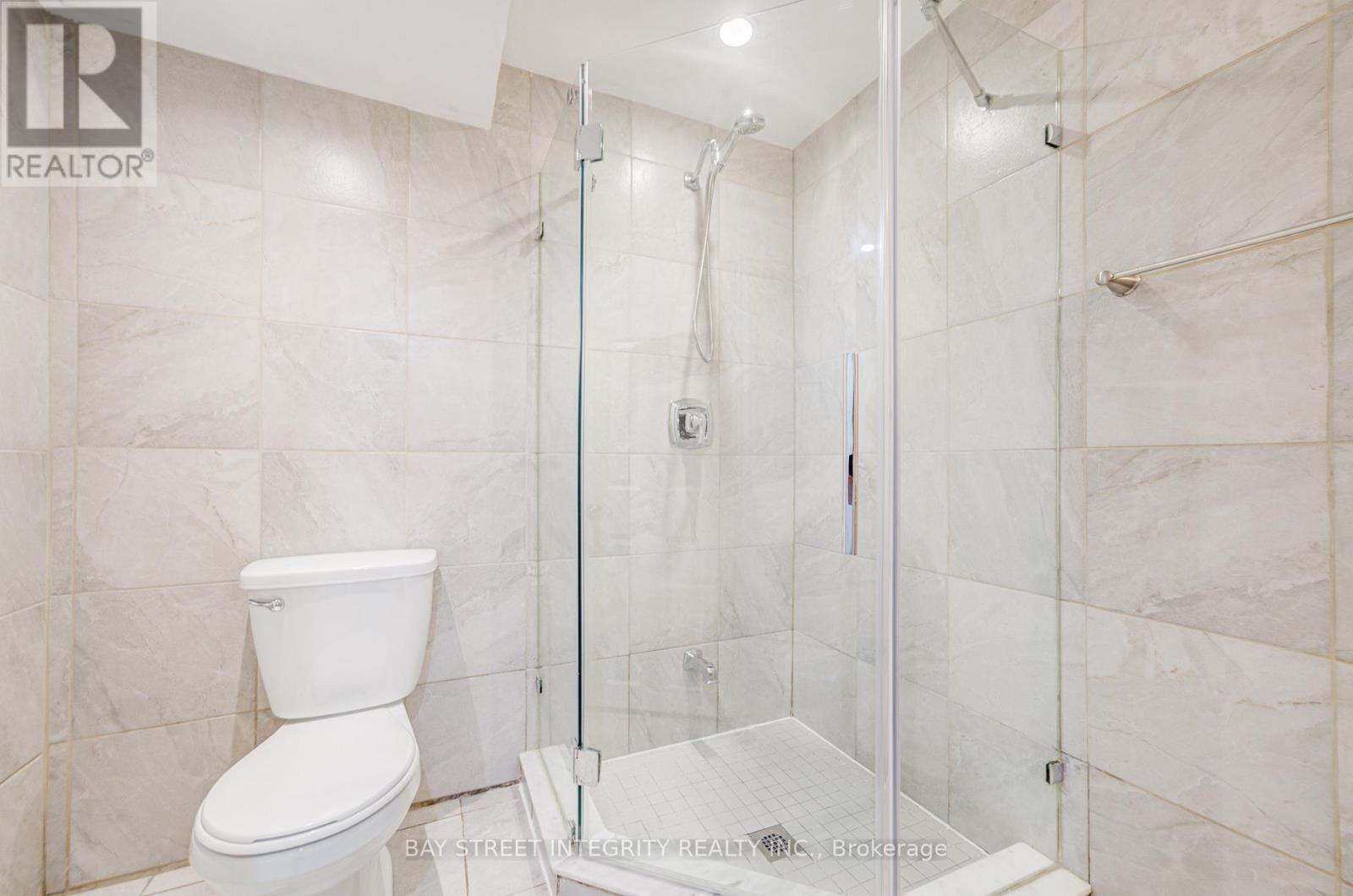 108 Catalpa Crescent, Vaughan, Ontario  L6A 0R5 - Photo 39 - N12446109