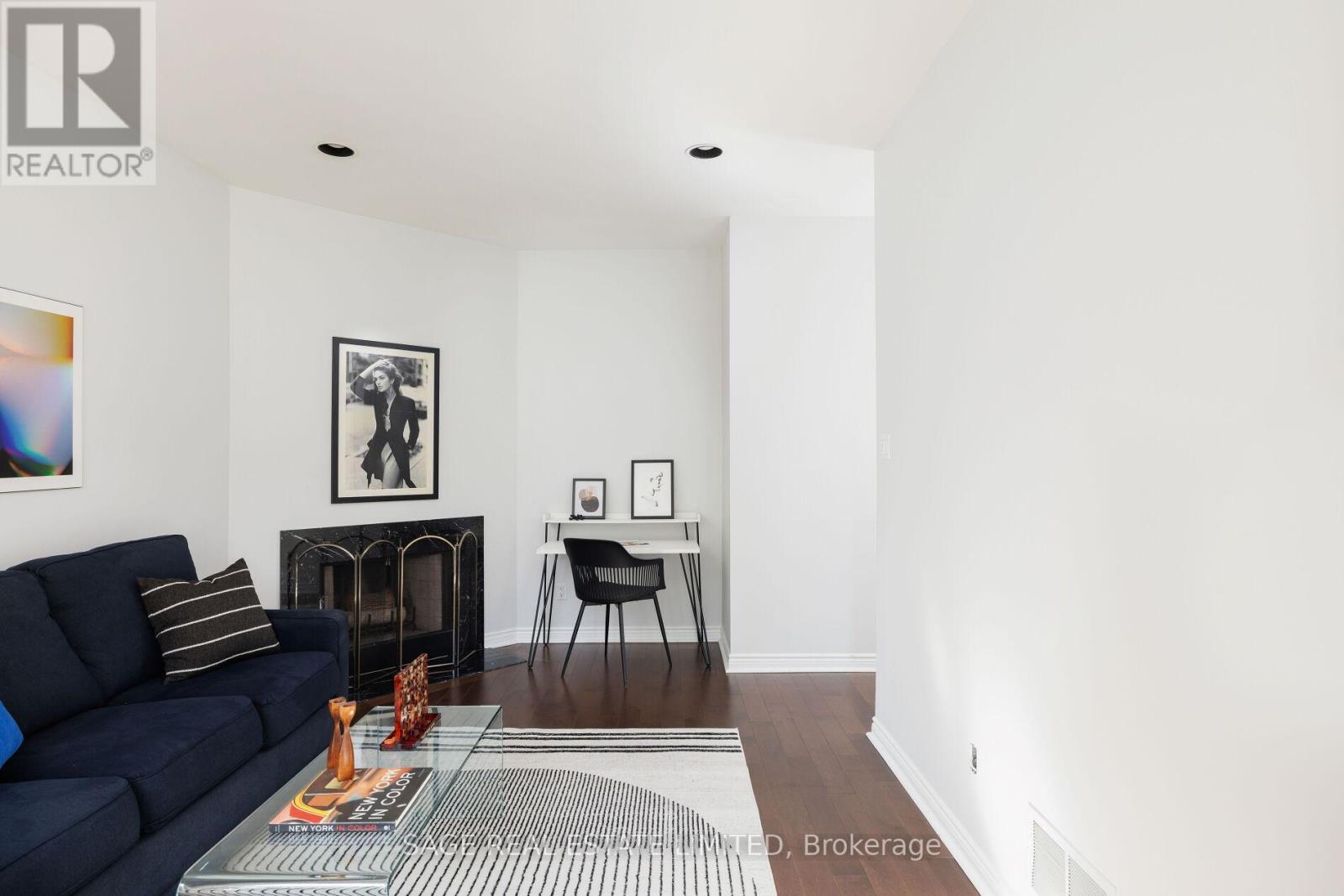 43 Mulholland Drive, Vaughan, Ontario  L4J 7T7 - Photo 13 - N12446116