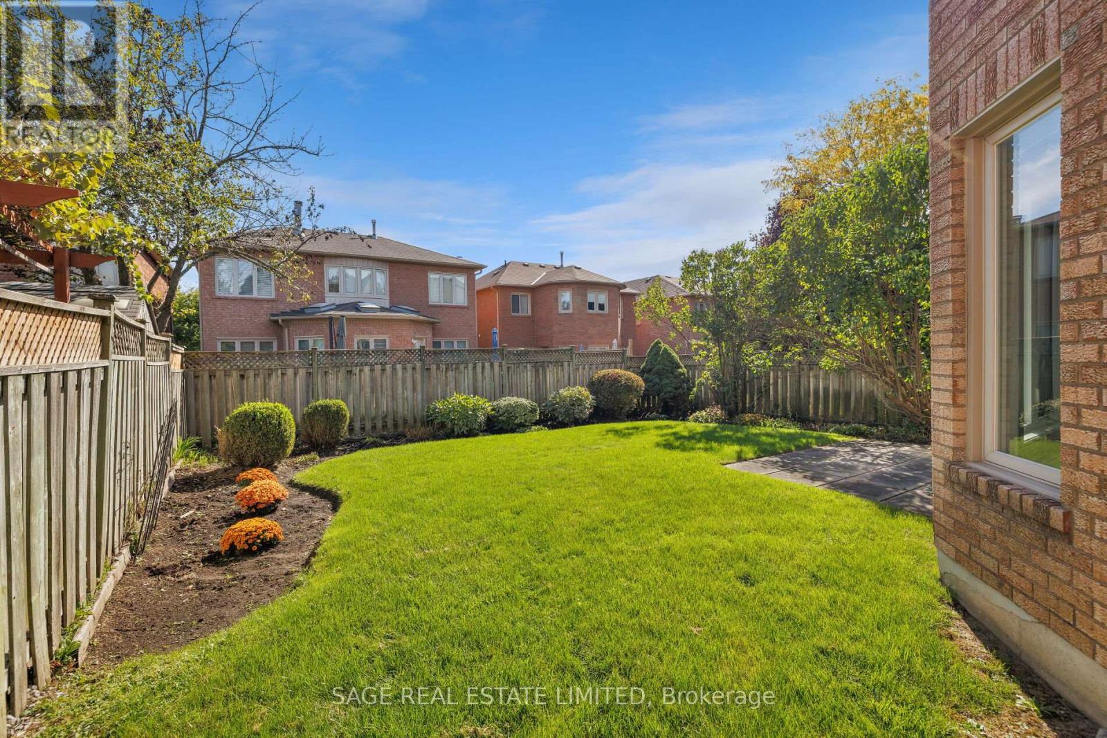 43 Mulholland Drive, Vaughan, Ontario  L4J 7T7 - Photo 25 - N12446116