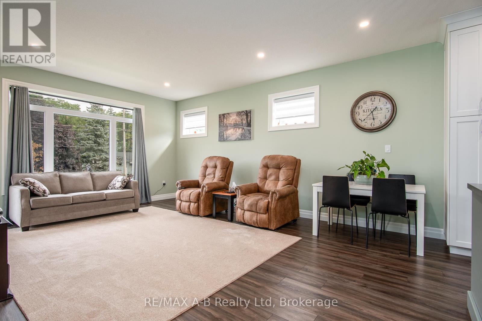 172 Hooper Street, St. Marys, Ontario  N4X 0C1 - Photo 16 - X12420765