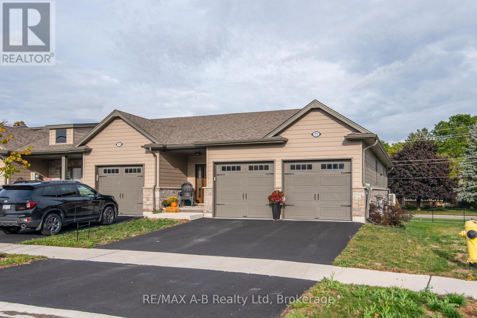 172 Hooper Street, St. Marys, Ontario  N4X 0C1 - Photo 6 - X12420765