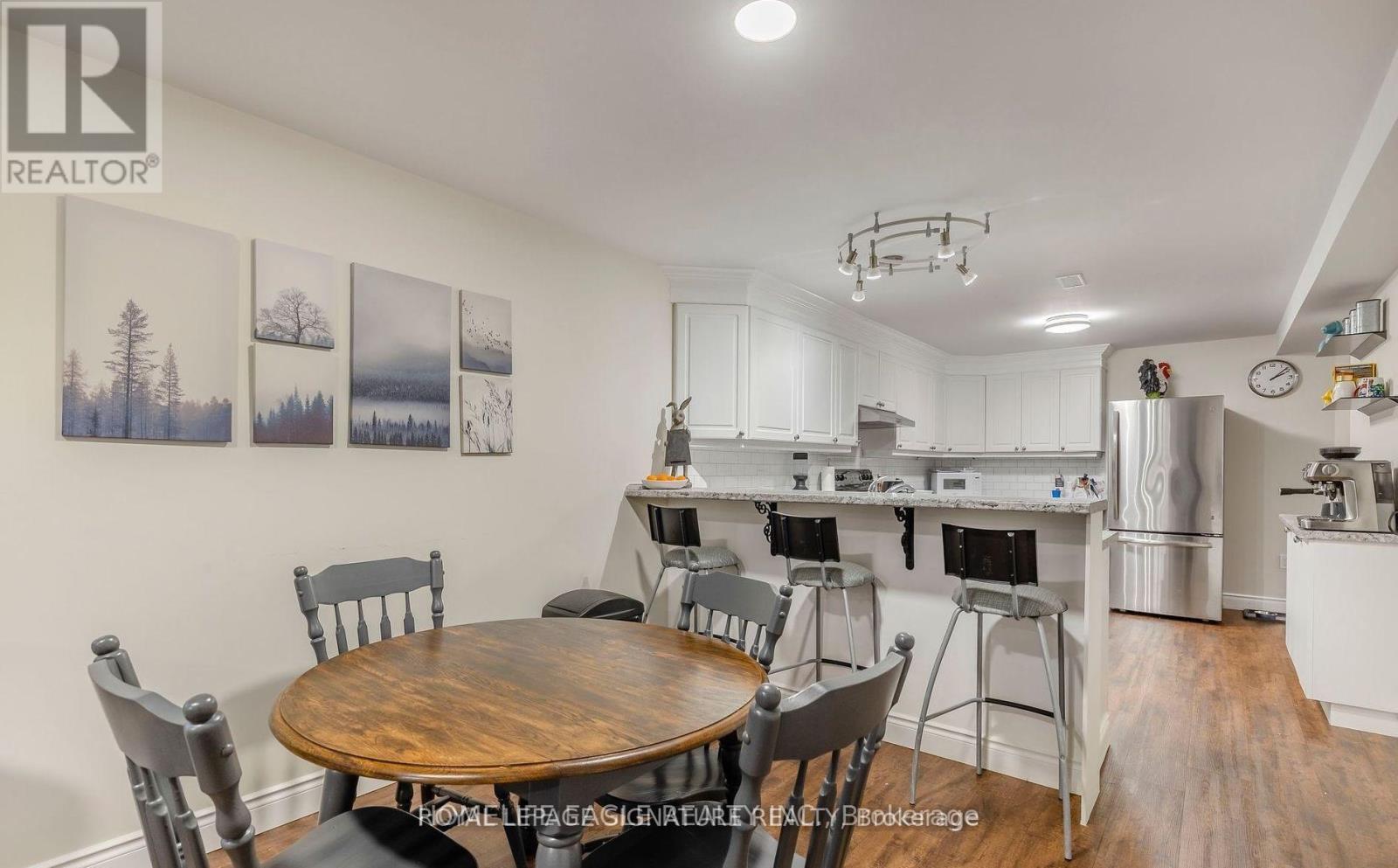 Lower - 10 Duval Drive, Barrie, Ontario  L4M 6V2 - Photo 5 - S12446113