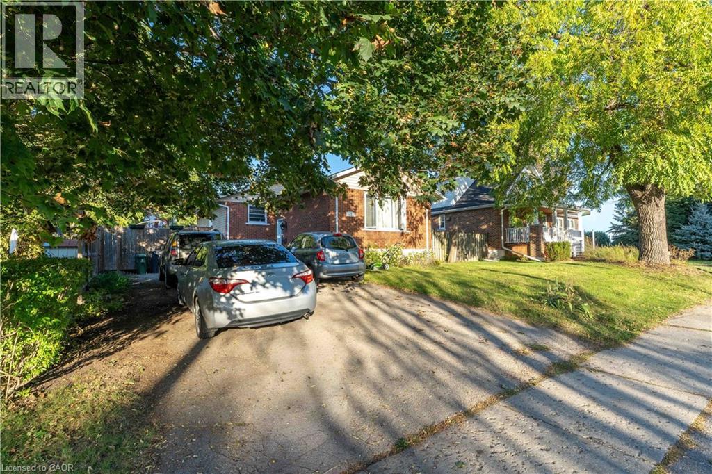 41 Alma Street N, Guelph, Ontario  N1H 5X2 - Photo 4 - 40775882
