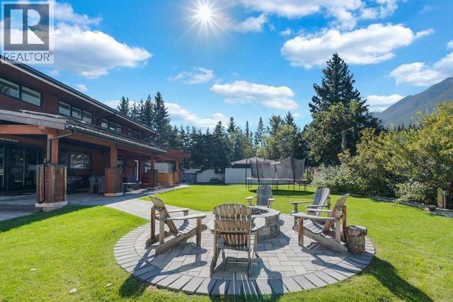 115 Spray Avenue, Banff, Alberta  T1L 1A1 - Photo 4 - A2258433