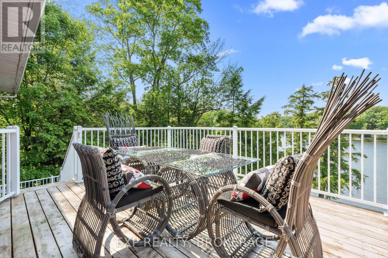 5525 Rideau Road, South Frontenac, Ontario  K0H 1H0 - Photo 21 - X12446144