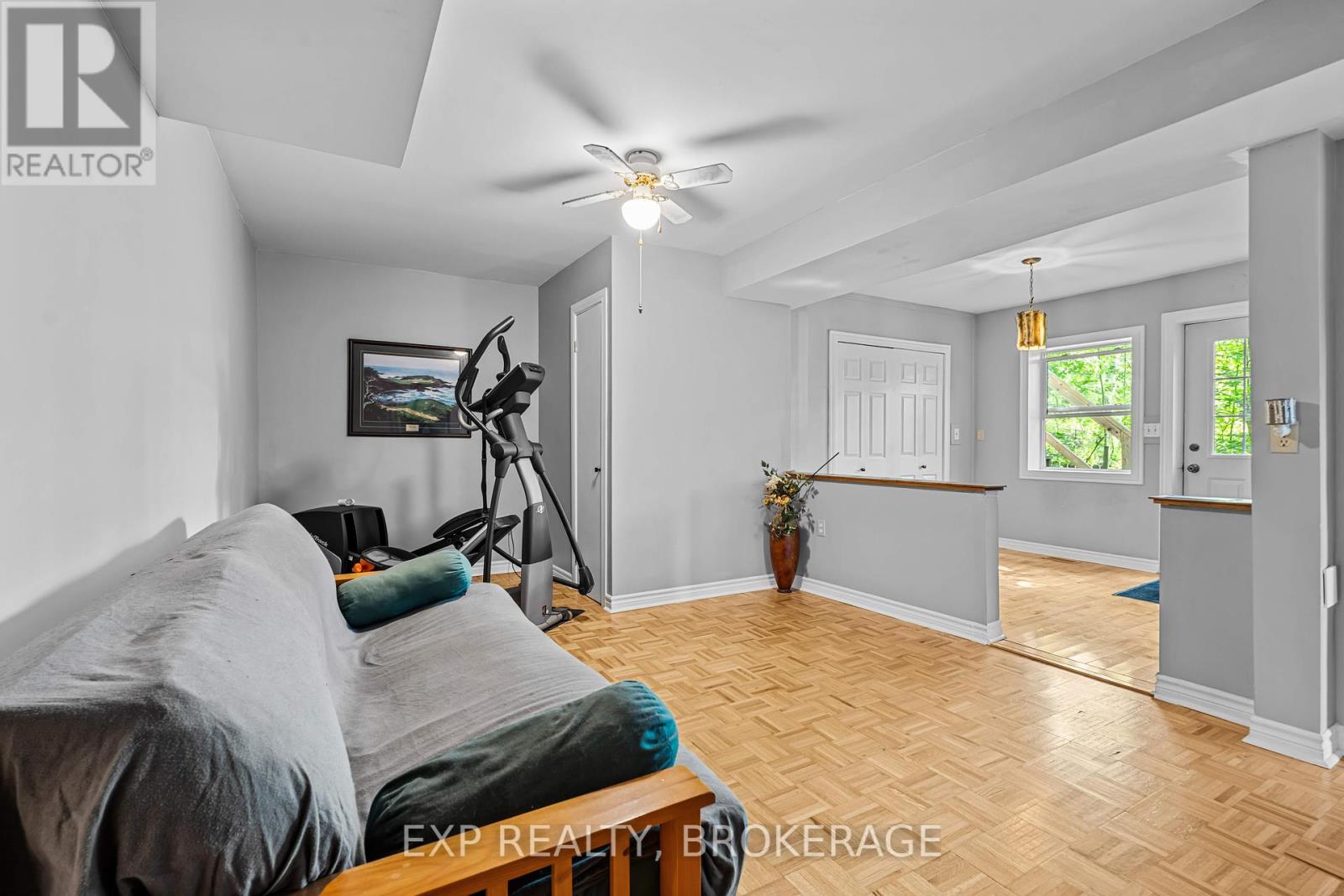 5525 Rideau Road, South Frontenac, Ontario  K0H 1H0 - Photo 29 - X12446144