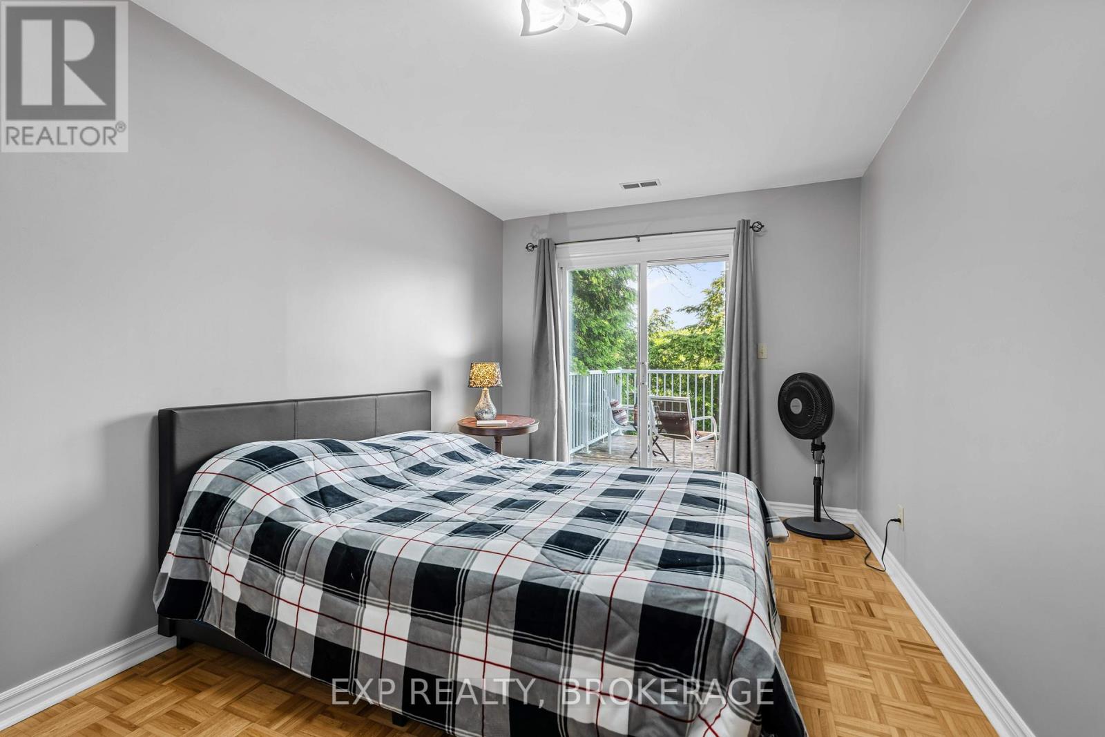 5525 Rideau Road, South Frontenac, Ontario  K0H 1H0 - Photo 31 - X12446144