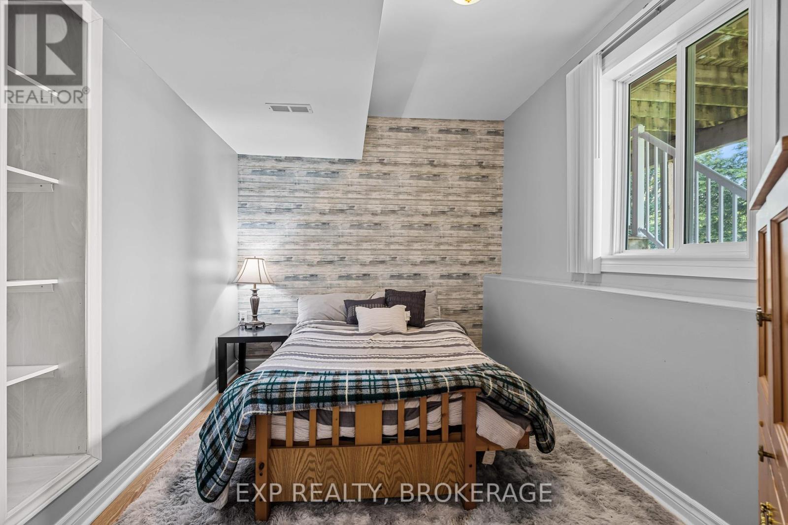 5525 Rideau Road, South Frontenac, Ontario  K0H 1H0 - Photo 44 - X12446144
