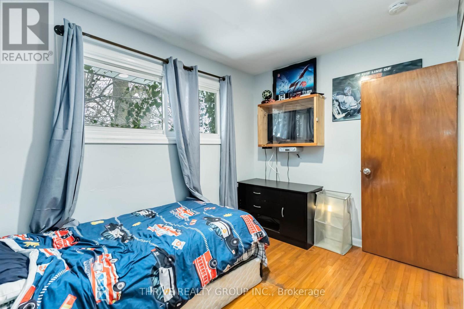 1215 Michael Street, London East, Ontario  N5V 2H4 - Photo 18 - X12446145
