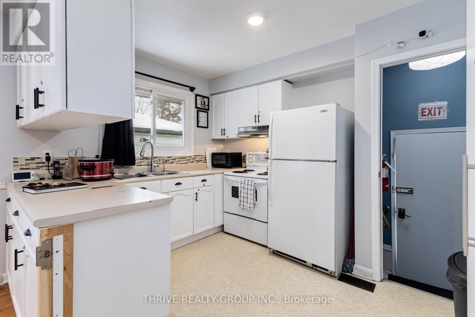1215 Michael Street, London East, Ontario  N5V 2H4 - Photo 19 - X12446145