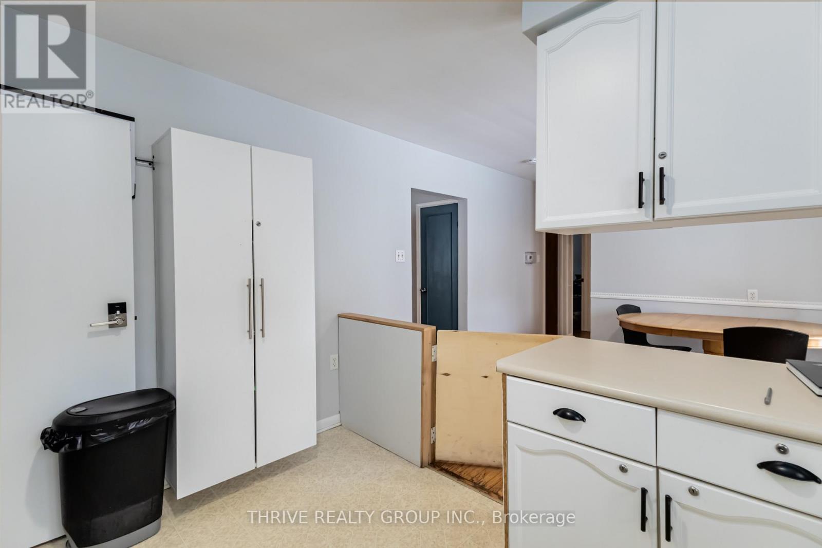 1215 Michael Street, London East, Ontario  N5V 2H4 - Photo 22 - X12446145