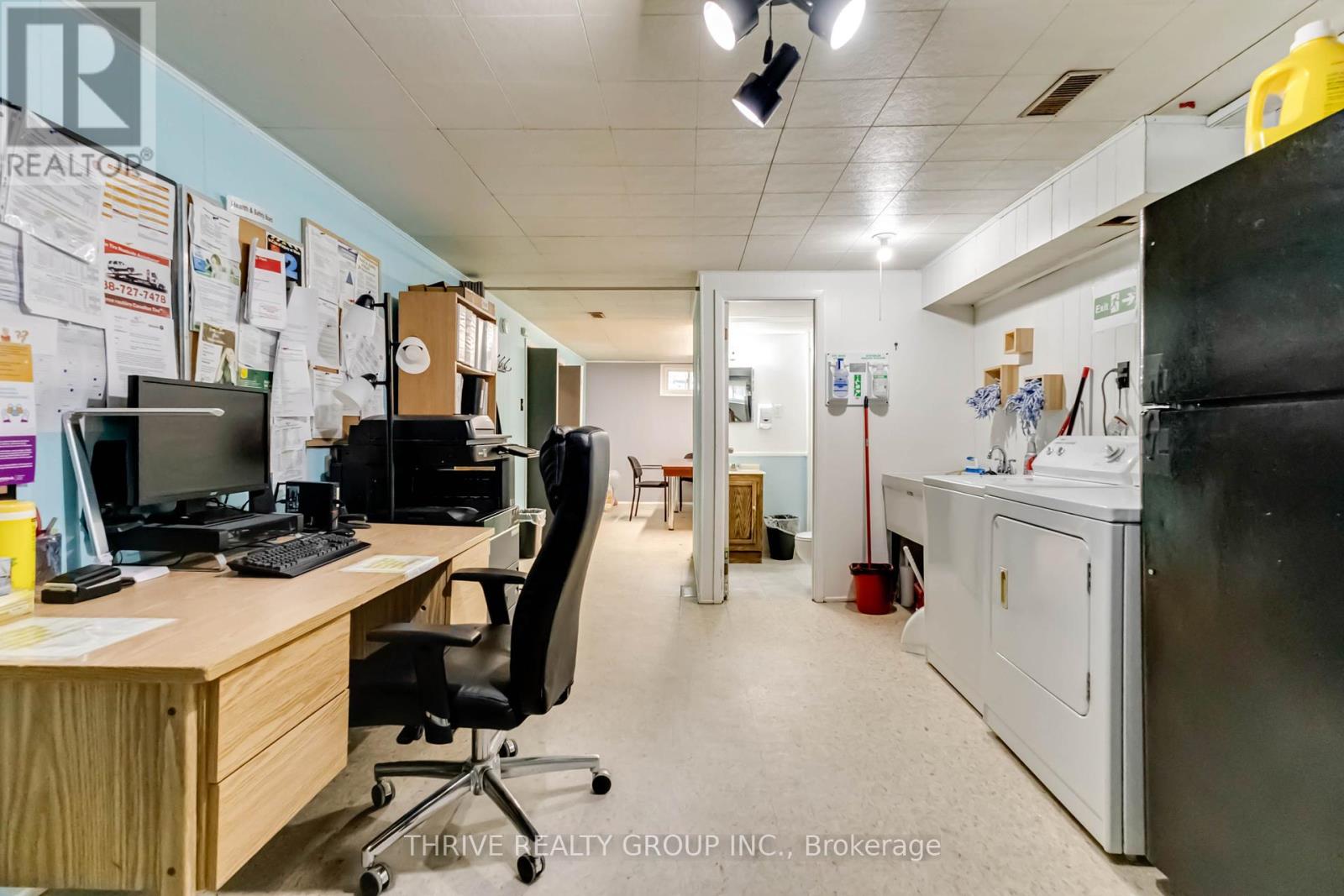 1215 Michael Street, London East, Ontario  N5V 2H4 - Photo 27 - X12446145